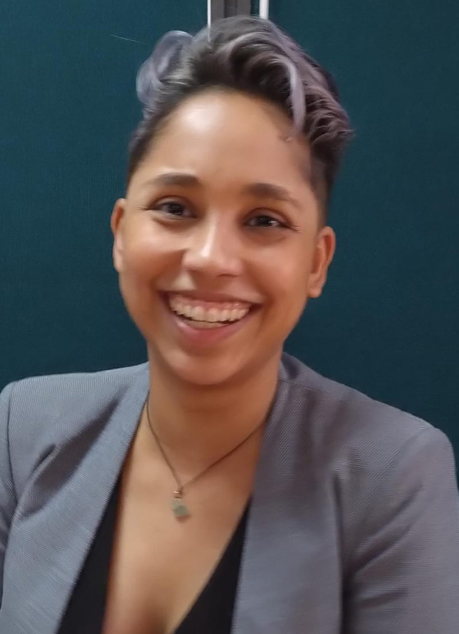 Dra. Natalia Álvarez 